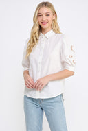 CT25334 PUFF SLEEVE BUTTON-UP EMBROIDERED BLOUSE